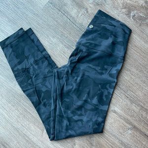 Lululemon Align High Rise 25” camo size 4